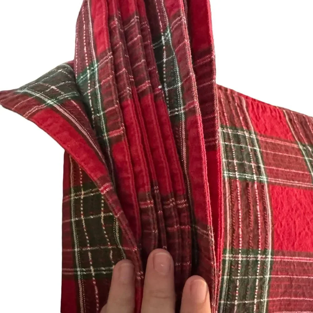 Winter Red‎ Plaid Dining Place Setting For Christmas Holiday Set Of 8